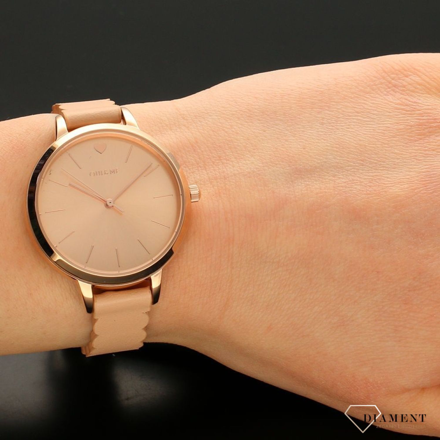 Zegarek damski OUI&ME ME010144 z ozdobnym beżowym paskiem.jpg