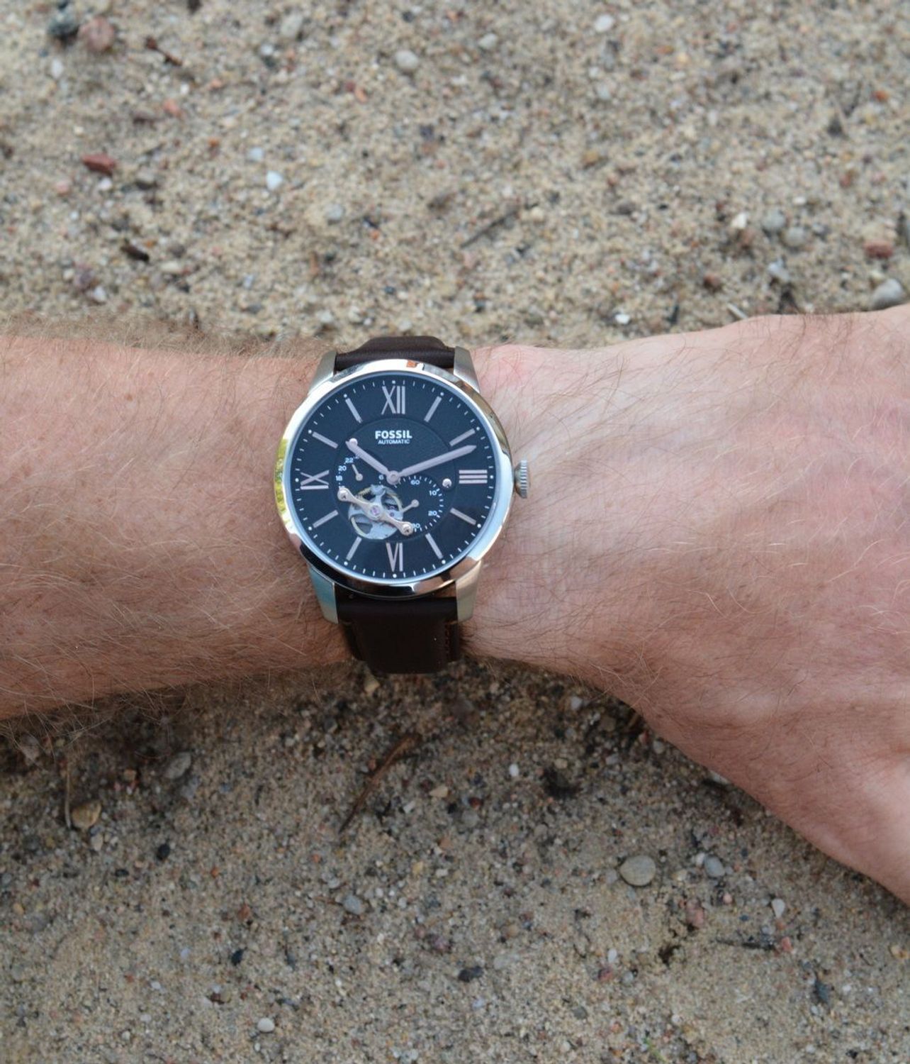 Zegarek męski Fossil TOWNSMAN Automatic ME3061. Męski zegarek automatyczny. Męski zegarek Fossil. Zegarek męski na brązowym pasku. Męski zegarek na skórzanym pasku z widocznym mechanizmem. Idealny męski zegarek automatyczny na prezent (2).jpg