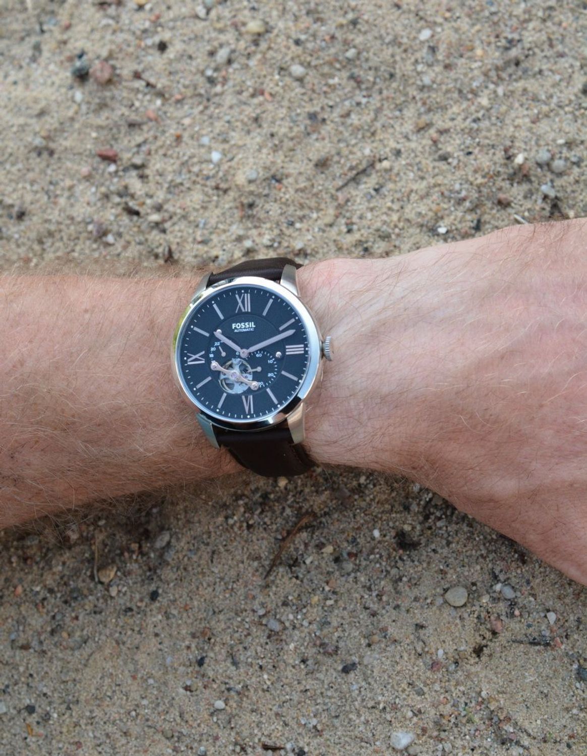 Zegarek męski Fossil TOWNSMAN Automatic ME3061. Męski zegarek automatyczny. Męski zegarek Fossil. Zegarek męski na brązowym pasku. Męski zegarek na skórzanym pasku z widocznym mechanizmem. Idealny męski zegarek automatyczny na prezent (2).jpg