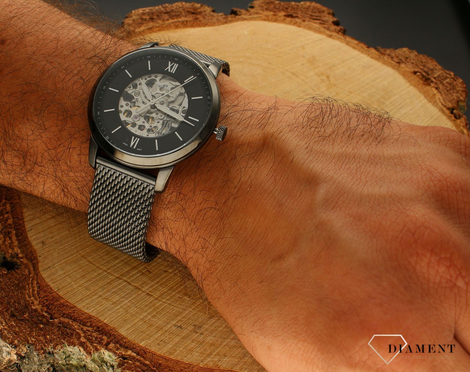 Zegarek męski Fossil Neutra Automatic ME3185. Zegarki męskie automatyczne. Autoryzowany sprzedawca Fossil. Markowe zegarki męskie. Zegarek z widocznym mechanizmem. Modny zegarek męski na prezent.  Czarny zegarek..webp