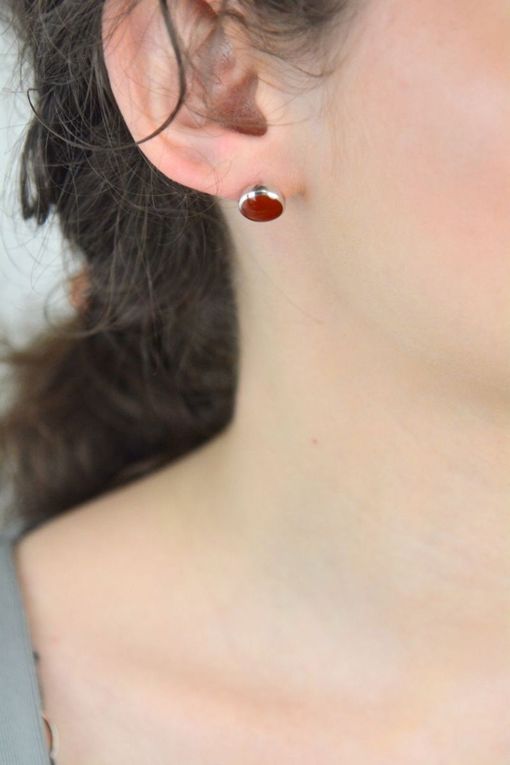 Srebrne kolczyki z karneolem wkrętki 925, MKKM66.jpg