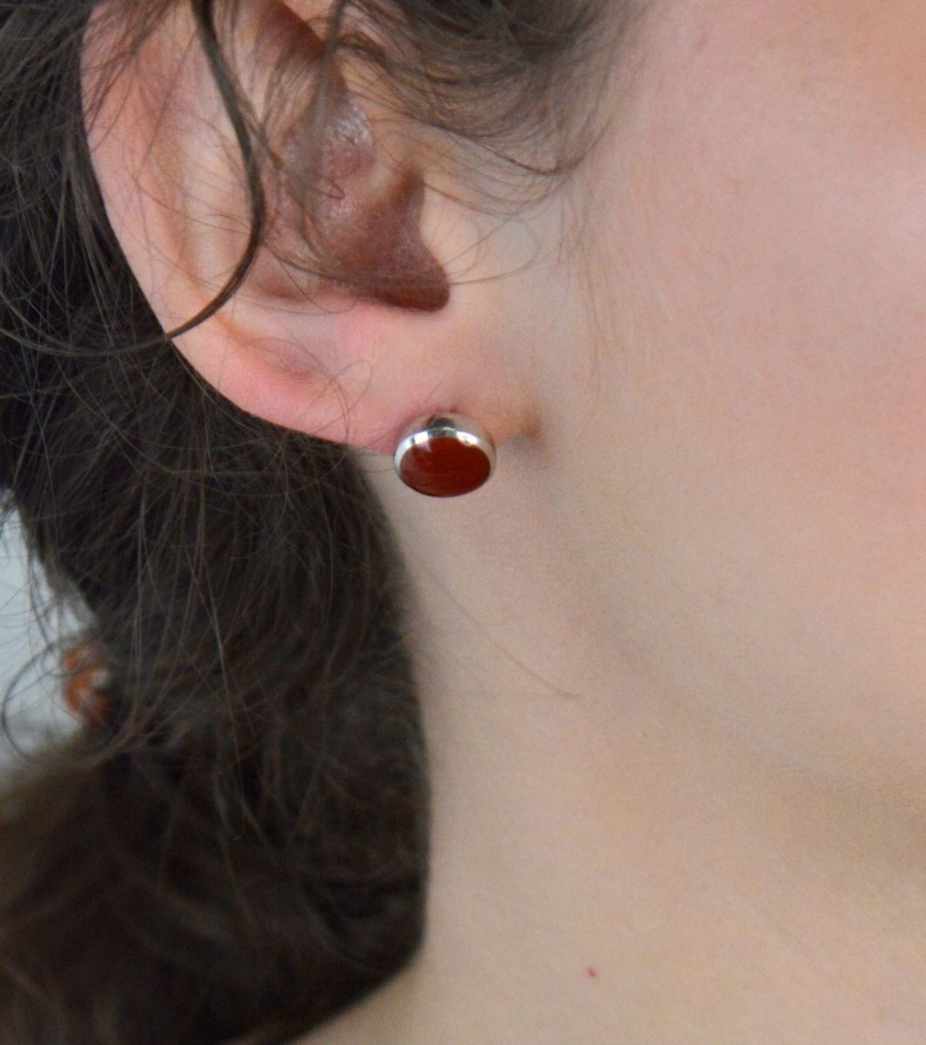 Srebrne kolczyki z karneolem wkrętki 925, MKKM66.jpg