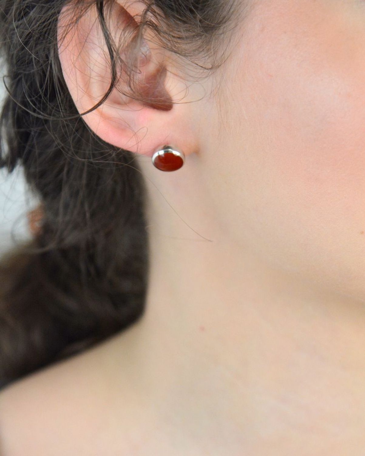 Srebrne kolczyki z karneolem wkrętki 925, MKKM66.jpg