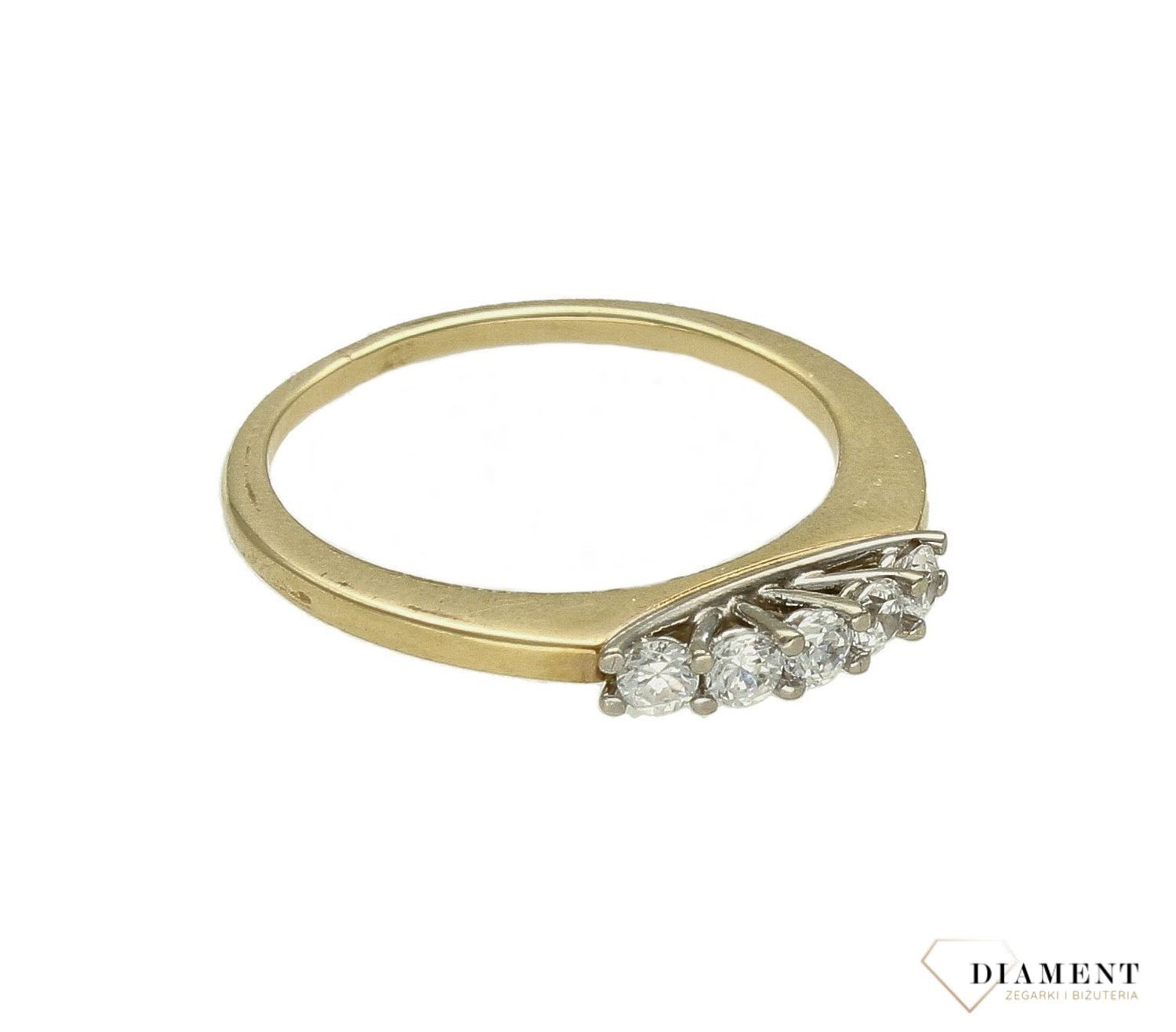 Złoty damski pierścionek 585 5 cyrkonii MO002. Klasyczny pierścionek. Pierścionek zaręczynowy. Pierścionek złoty z cyrkonią. Pie.jpg