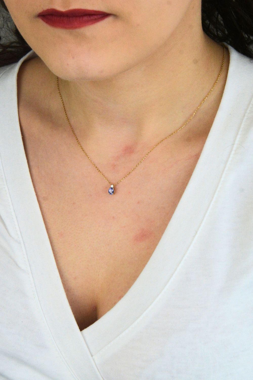 Złoty naszyjnik damski 585 z tanzanitem i diamentem HSI 0,03 ct – subtelny blask.jpg