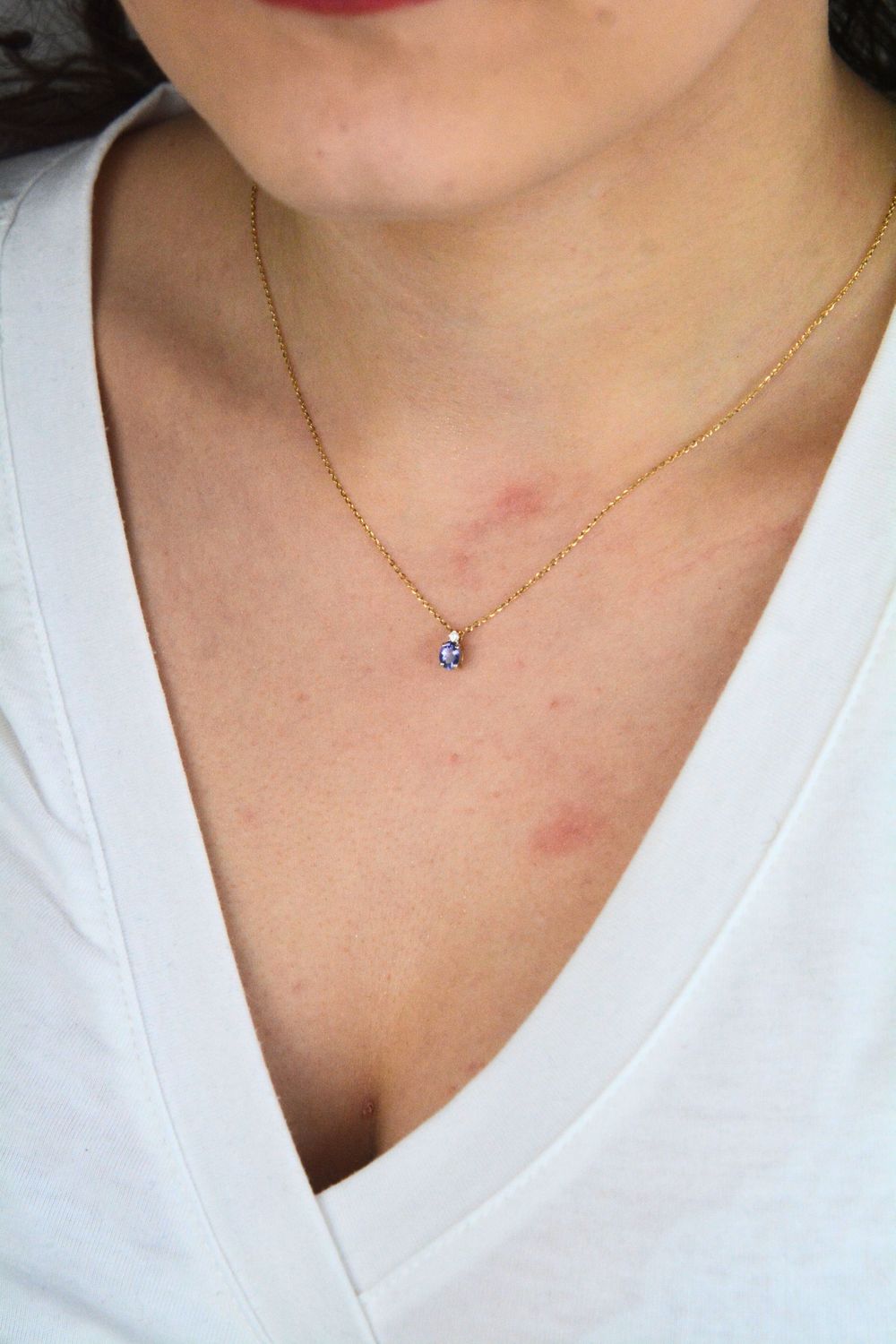 Złoty naszyjnik damski 585 z tanzanitem i diamentem HSI 0,03 ct – subtelny blask.jpg