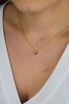 Naszyjnik złoty 585 damski z tanzanitem i diamentem HSI 0,03 ct – elegancki i subtelny (1).jpg