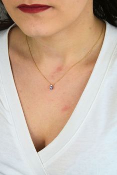 Naszyjnik złoty 585 damski z tanzanitem i diamentem HSI 0,03 ct – elegancki i subtelny (4).jpg