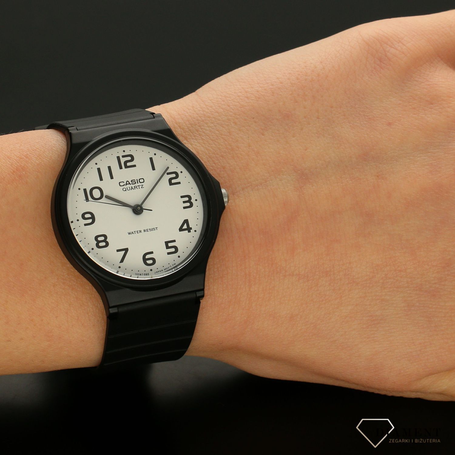 Zegarek męski CASIO Classic na czarnym gumowym pasku  MQ-24-7B2LEG (1).jpg