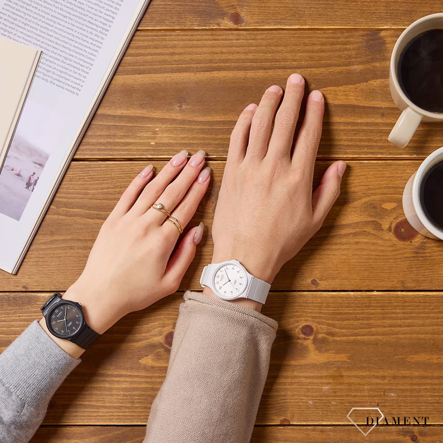 Zegarek Casio Classic na pasku MQ-24B-1BEF czarny z cyframi. Minimalistyczny zegarek Casio. Tani zegarek Casio. Zegarek dziecięcy.Czarny zegarek dla kobiety. Zegarek z cyframi. CASIO Collection STANDARD. Zegarek na prezent1.jpg