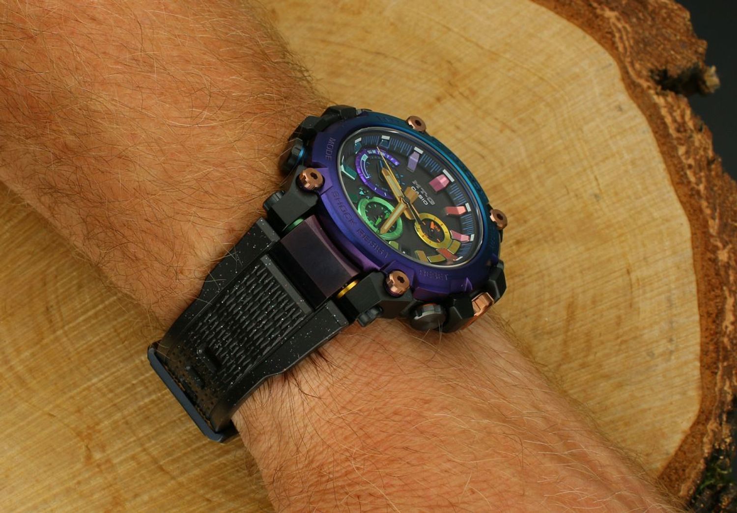 Zegarek męski Casio G-SHOCK MTG-B3000DN-1AER – Zegarek Solarny Bluetooth  (2).jpg