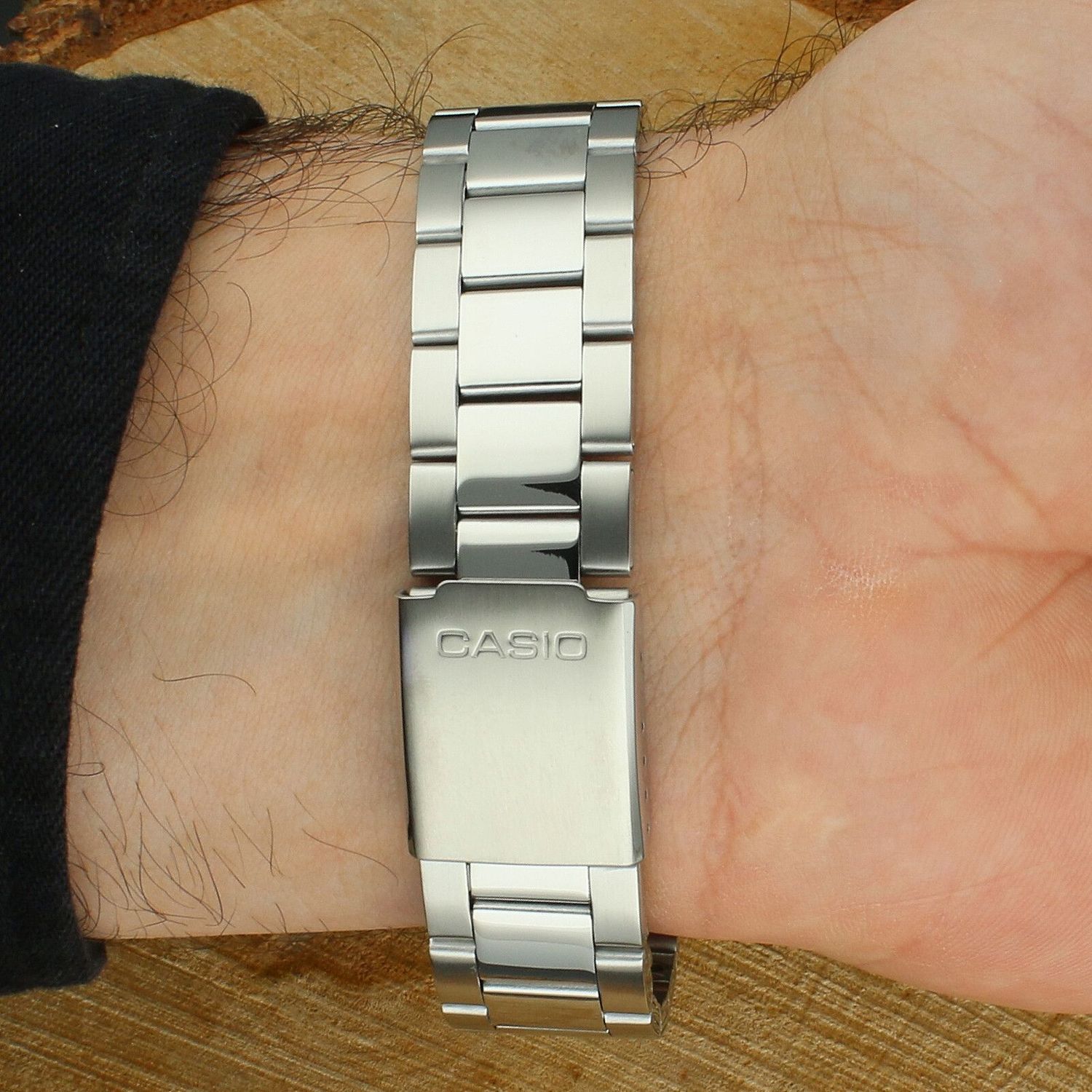 Zegarek męski Casio Timeless Collection MTP-1302PD-3AVEF – zielona tarcza, stalowa bransoleta (2).jpg