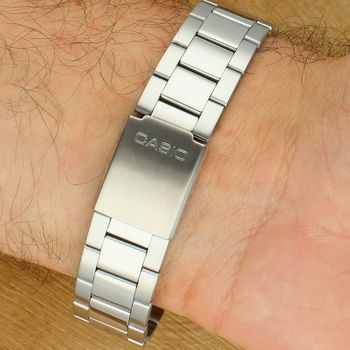 Zegarek Męski Casio MTP-1302PD-6AVEF Srebrny z Fioletową Tarczą zapięcie.jpg