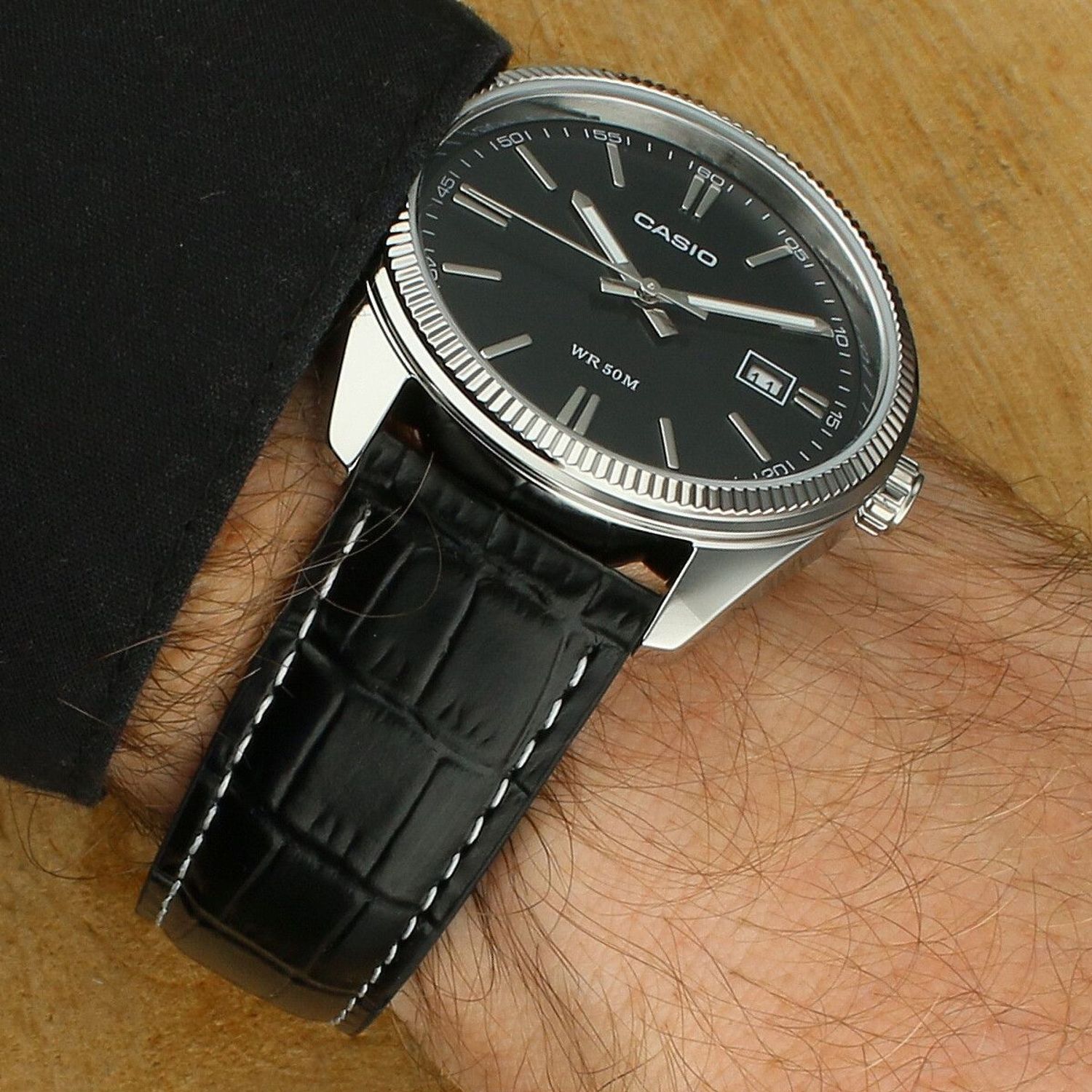 Casio MTP-1302L-1AVEF – zegarek męski Classic skóra datownik 5 ATM.jpg