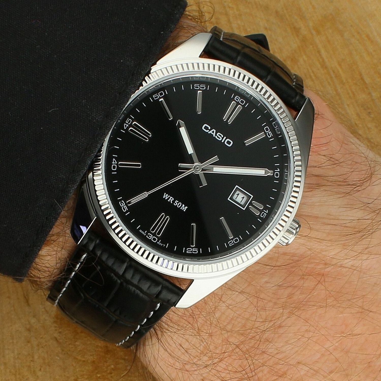 Casio MTP-1302L-1AVEF – zegarek męski Classic skóra datownik 5 ATM.jpg