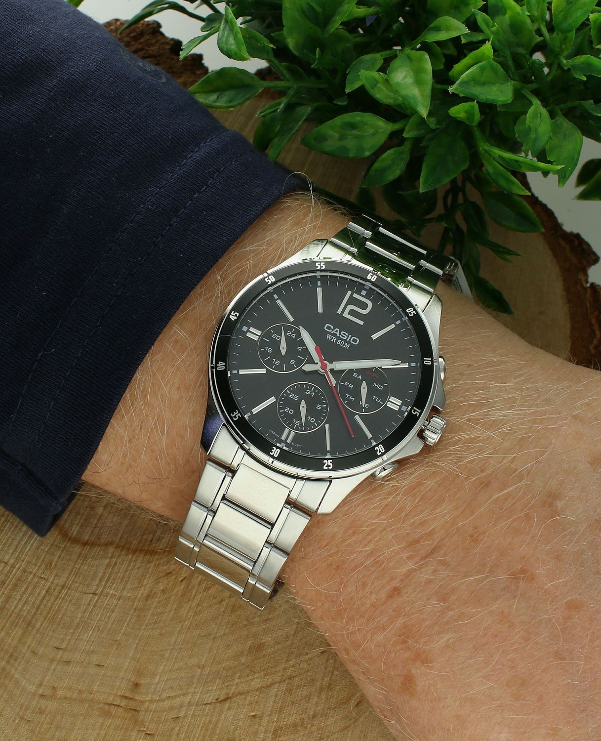 Zegarek męski Casio na bransolecie MTP-1374PD-1AVEF. Męski zegarek na bransolecie. Męski zegarek Casio. Zegarek męski Casio na prezent. Zegarek męski klasyczny na baterię..jpg