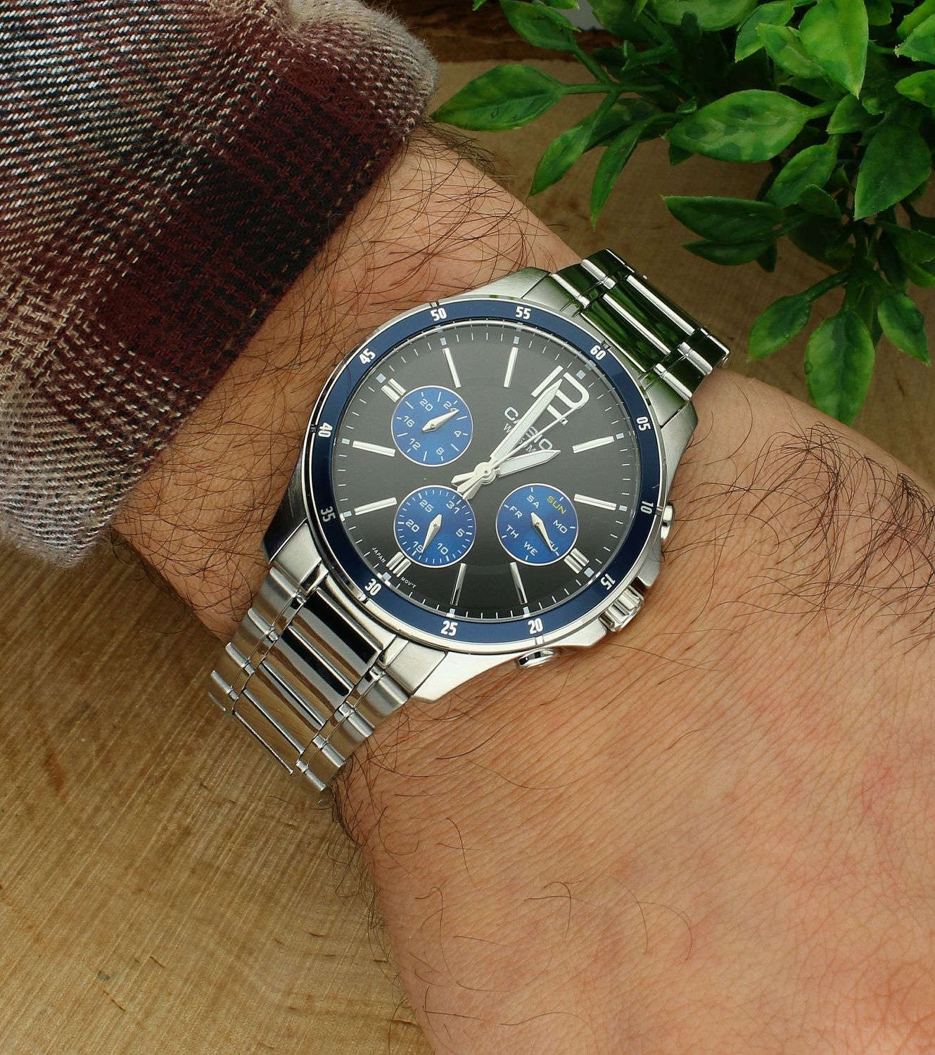 Zegarek męski Casio na bransolecie MTP-1374PD-2AVEF. Męski zegarek na bransolecie. Męski zegarek Casio. Zegarek męski Casio na prezent. Zegarek męski klasyczny na baterię..jpg