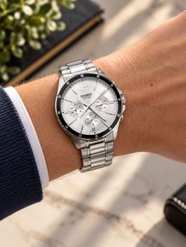 Casio MTP-1374PD-7AVEF  Sportowy zegarek męski multidata 5 ATM (2).jpg