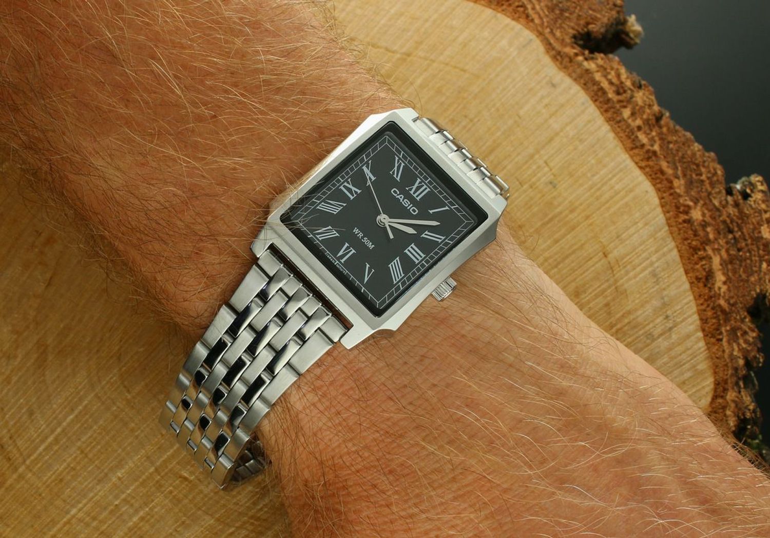 Zegarek Casio MTP-B190D-1BVEF – Zegarek Męski Kwarcowy z Czarną Tarcza i Stalową Bransoletąscs.jpg