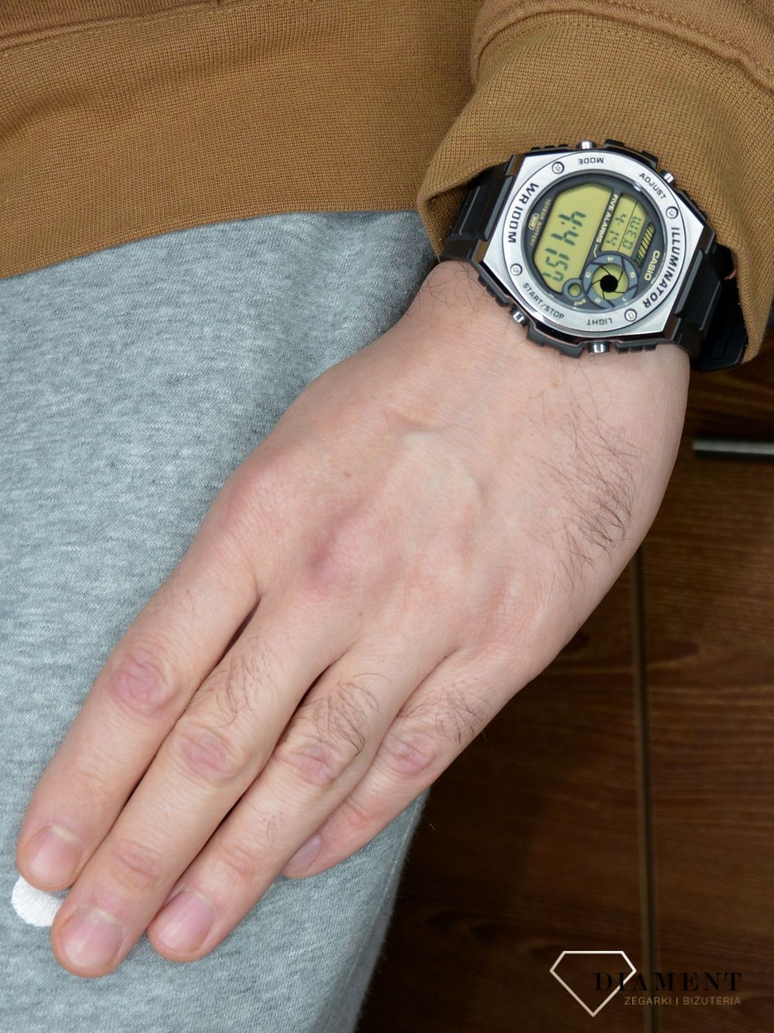 Zegarek męski Casio MWD-100H-9AVEF.jpg