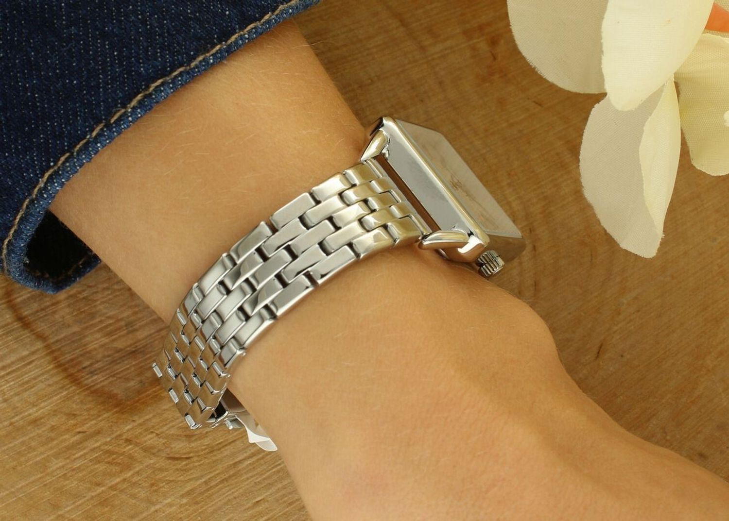 Odkryj MINET Siena – elegancki srebrny zegarek damski z kwadratową kopertą i mechanizmem Citizen Miyota. Idealny do codziennego noszenia i na prezent.1.jpg