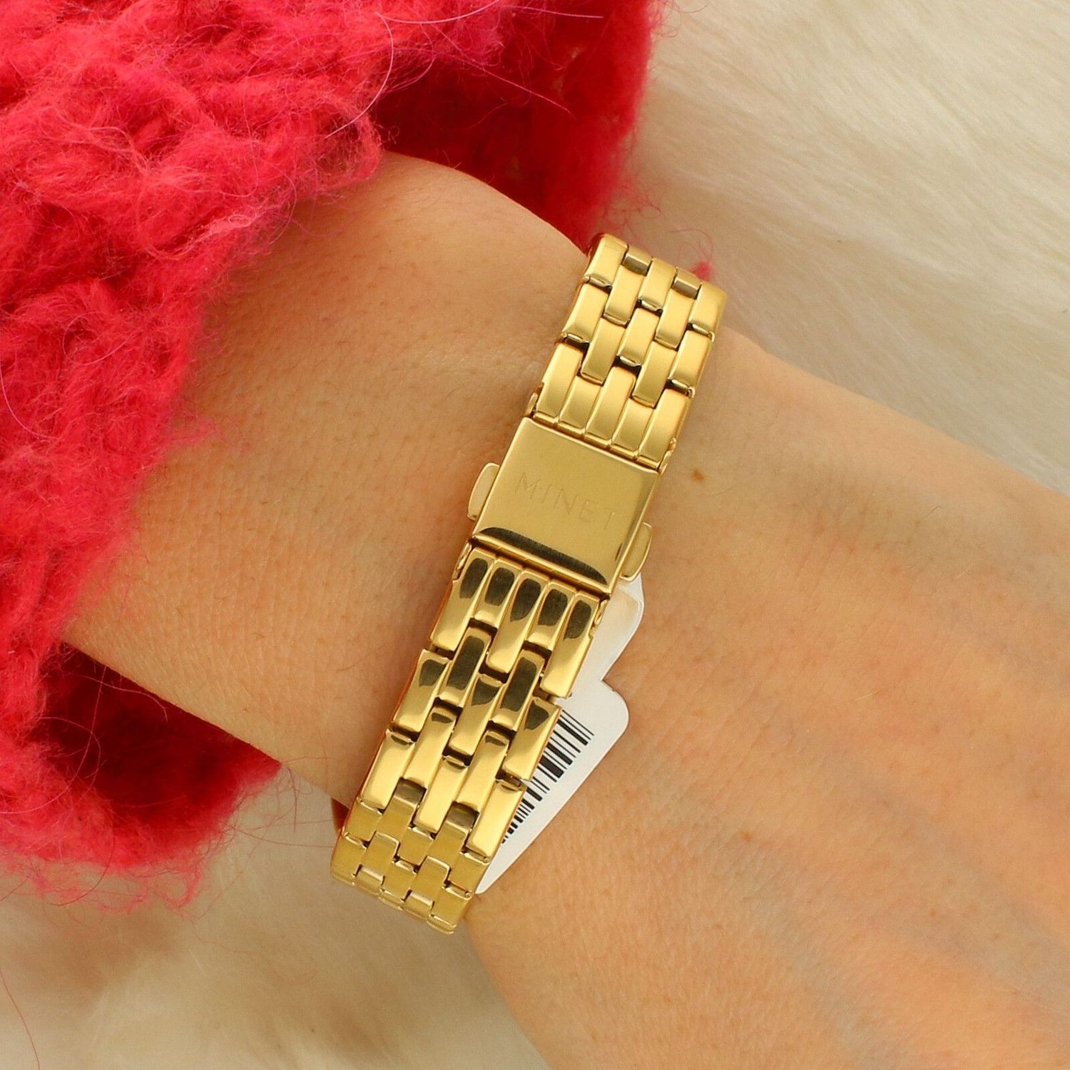 Minet MWL5423 to elegancki damski zegarek ze stali nierdzewnej z żółtym złoceniem i czarną tarczą z cyframi rzymskimi. Mechanizm kwarcowy Miyota, szkło mineralne, czeski kryształ, hipoalergiczna konstrukcja oraz wodoszcz12.jpg