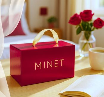 MINET Siena MWL5425 – Złoty zegarek damski z czarnym skórzanym paskiem.jpg