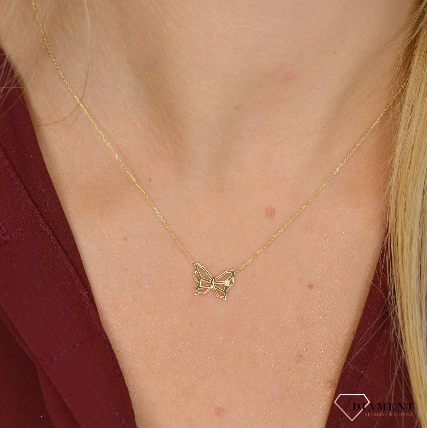 zloty-naszyjnik-damski-z-brylantami-i-motylkiem-0660073519.jpg