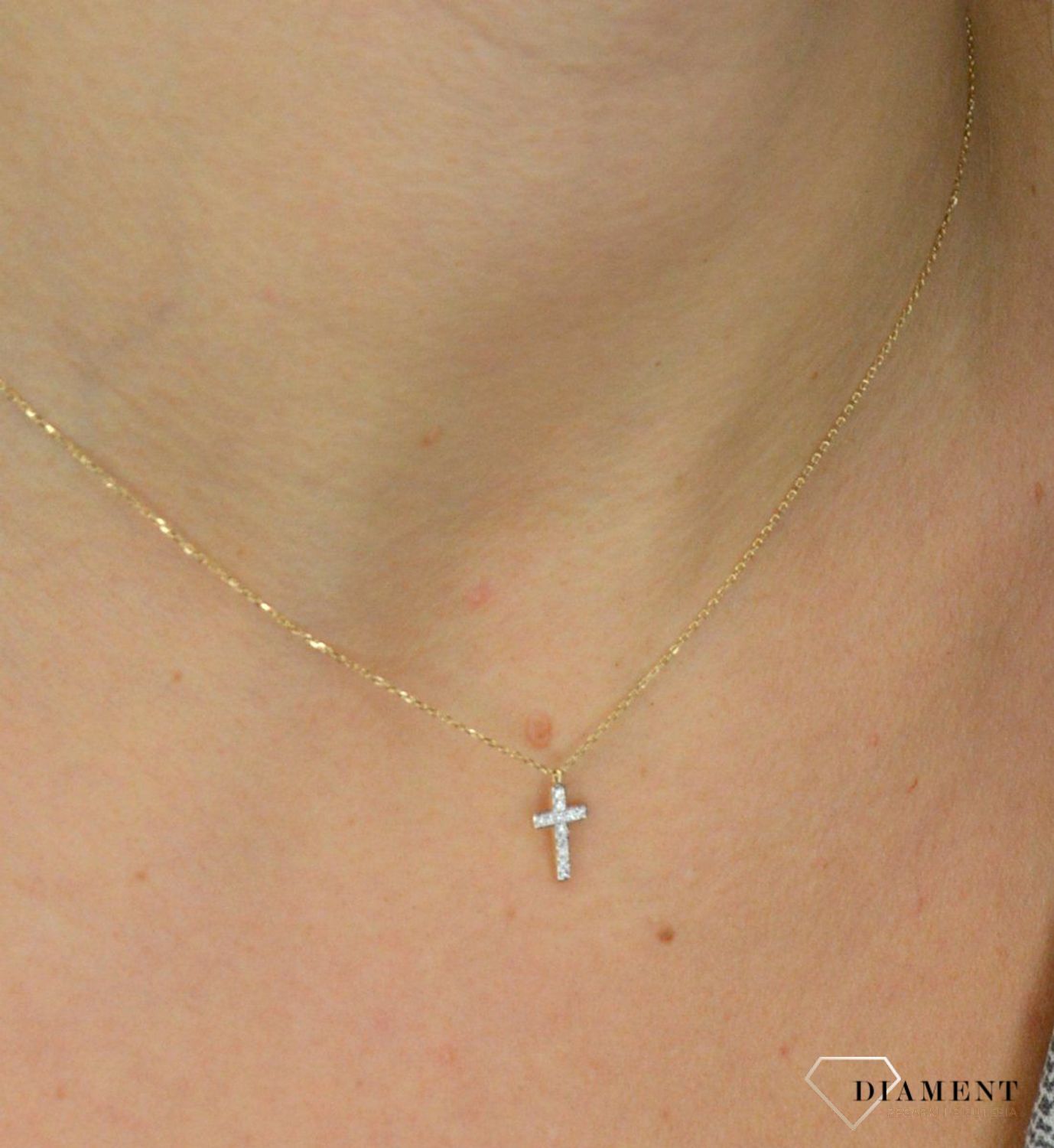 Naszyjnik złoty DIAMENT 585 krzyż, diamenty 0,05ct12 N08275YC.jpg