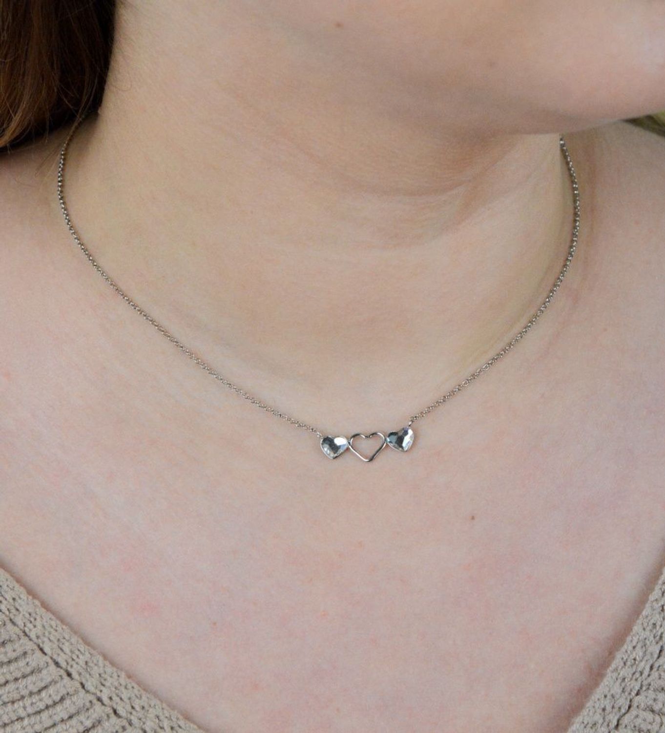 Srebrny Naszyjnik  Trzy Kryształowe Serca  Swarovski Crystals 925 N280862C-L.jpg