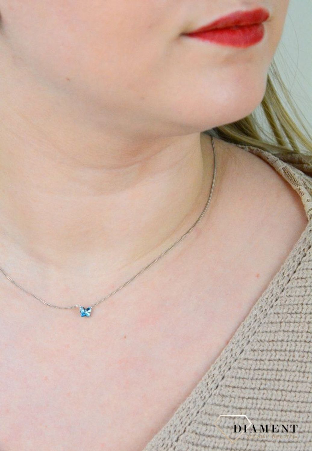 Srebrny naszyjnik  Błękitny Motylek  Swarovski Crystals 925 N47485AQ-S.jpg