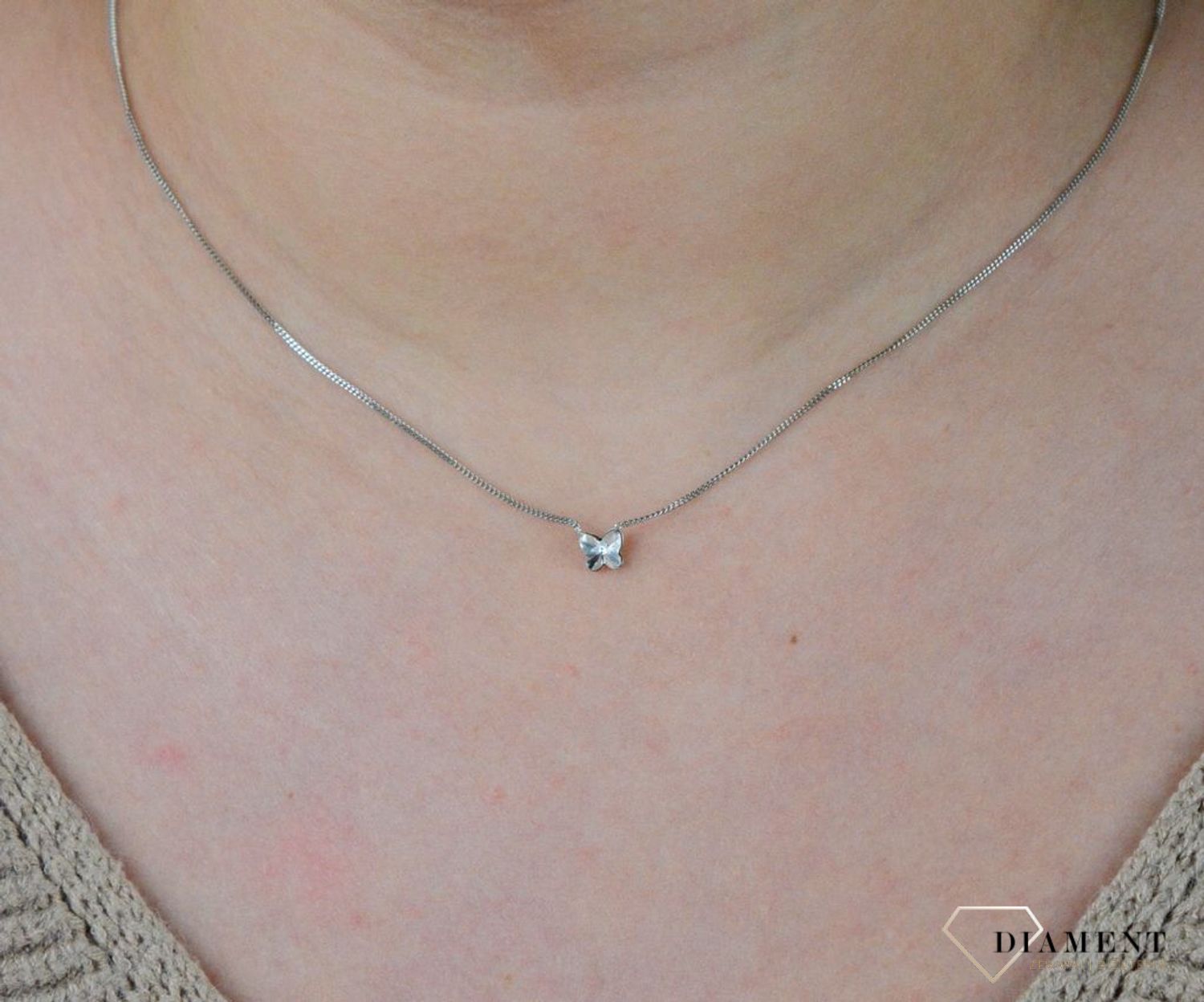 Srebrny naszyjnik  Kryształowy motylek  Swarovski Crystals 925 N47485C-S.jpg