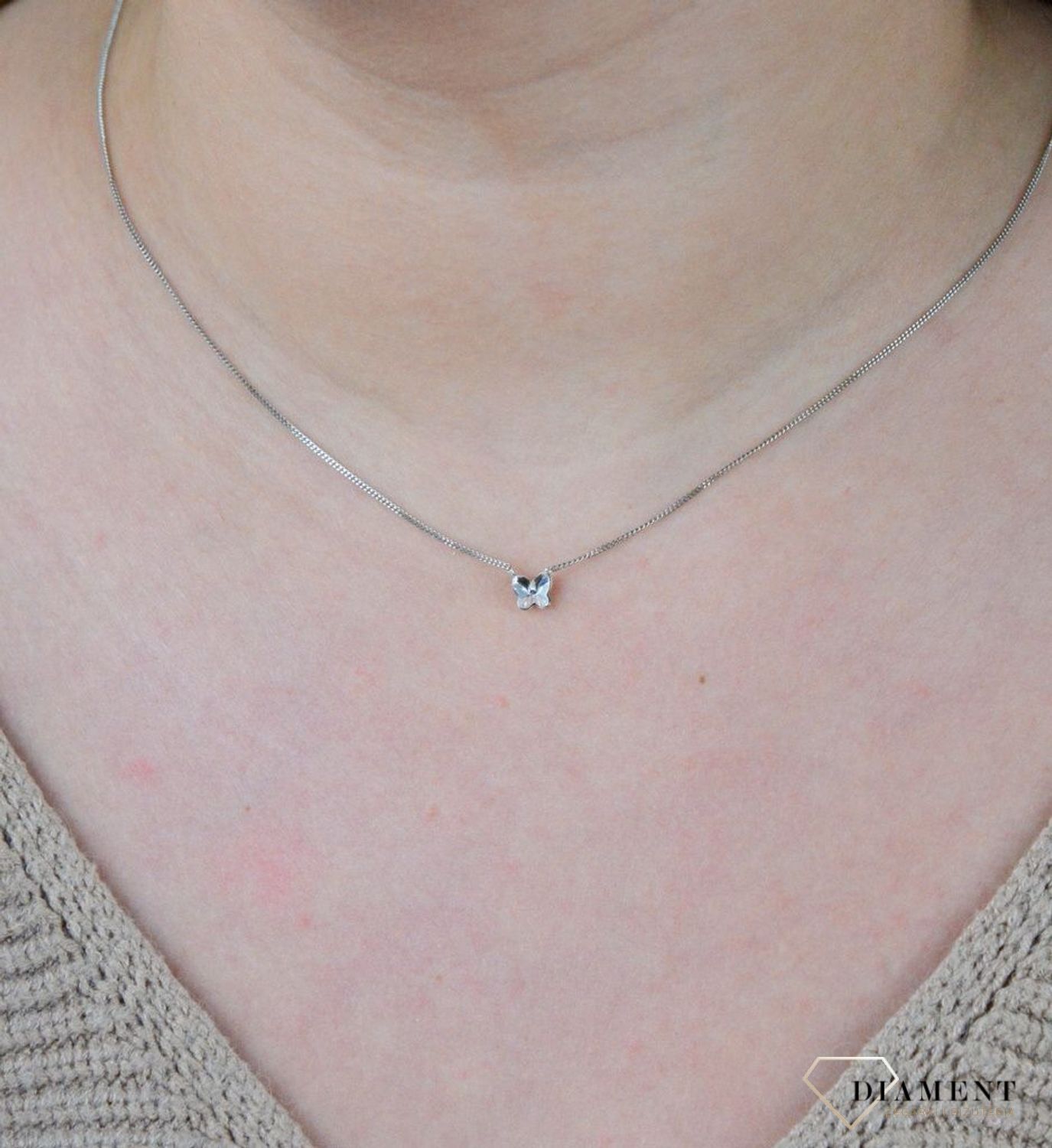 Srebrny naszyjnik  Kryształowy motylek  Swarovski Crystals 925 N47485C-S.jpg