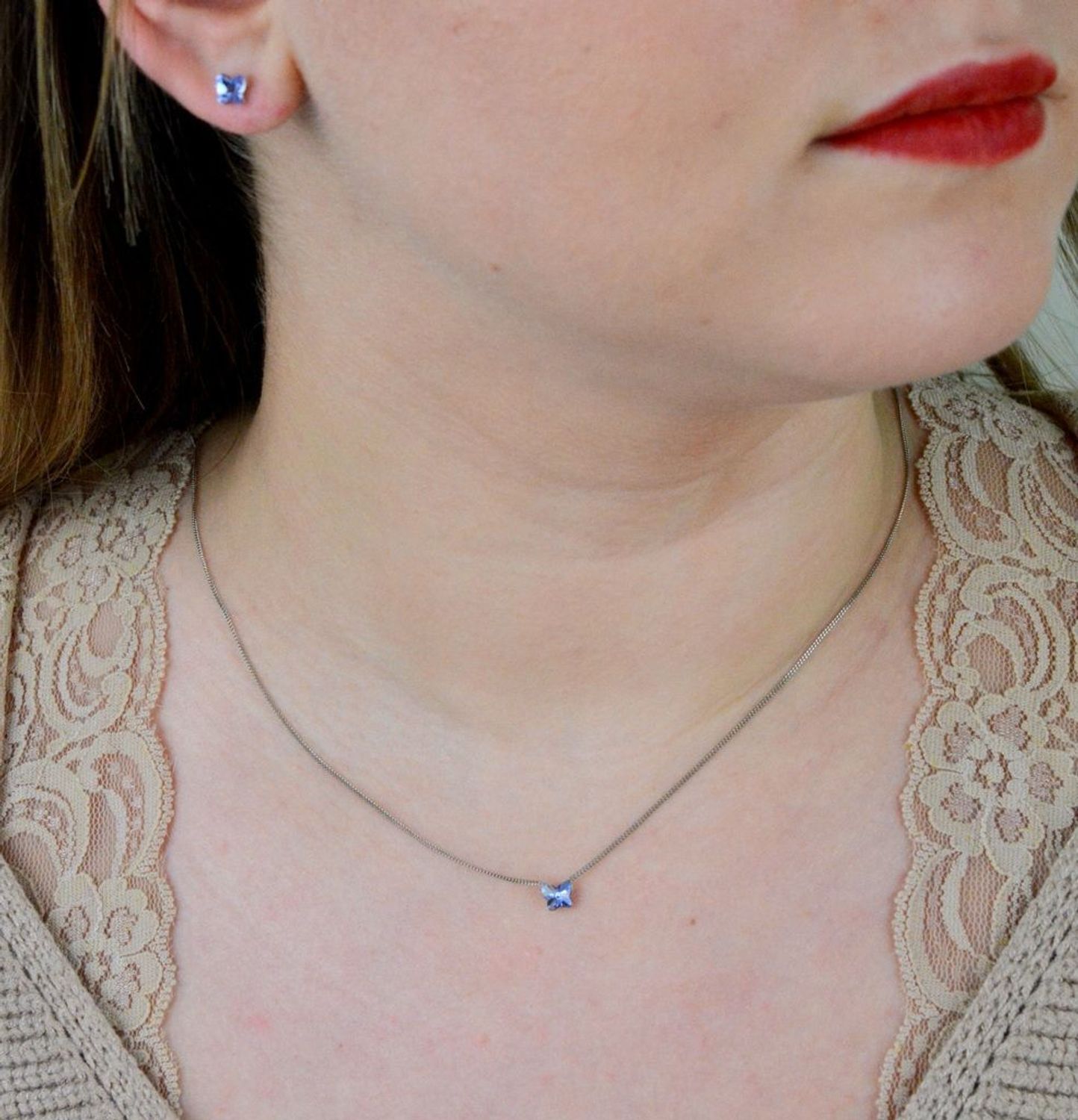 Srebrny naszyjnik  Fioletowy Motylek  Swarovski Crystals 925 N47485PL-L.jpg