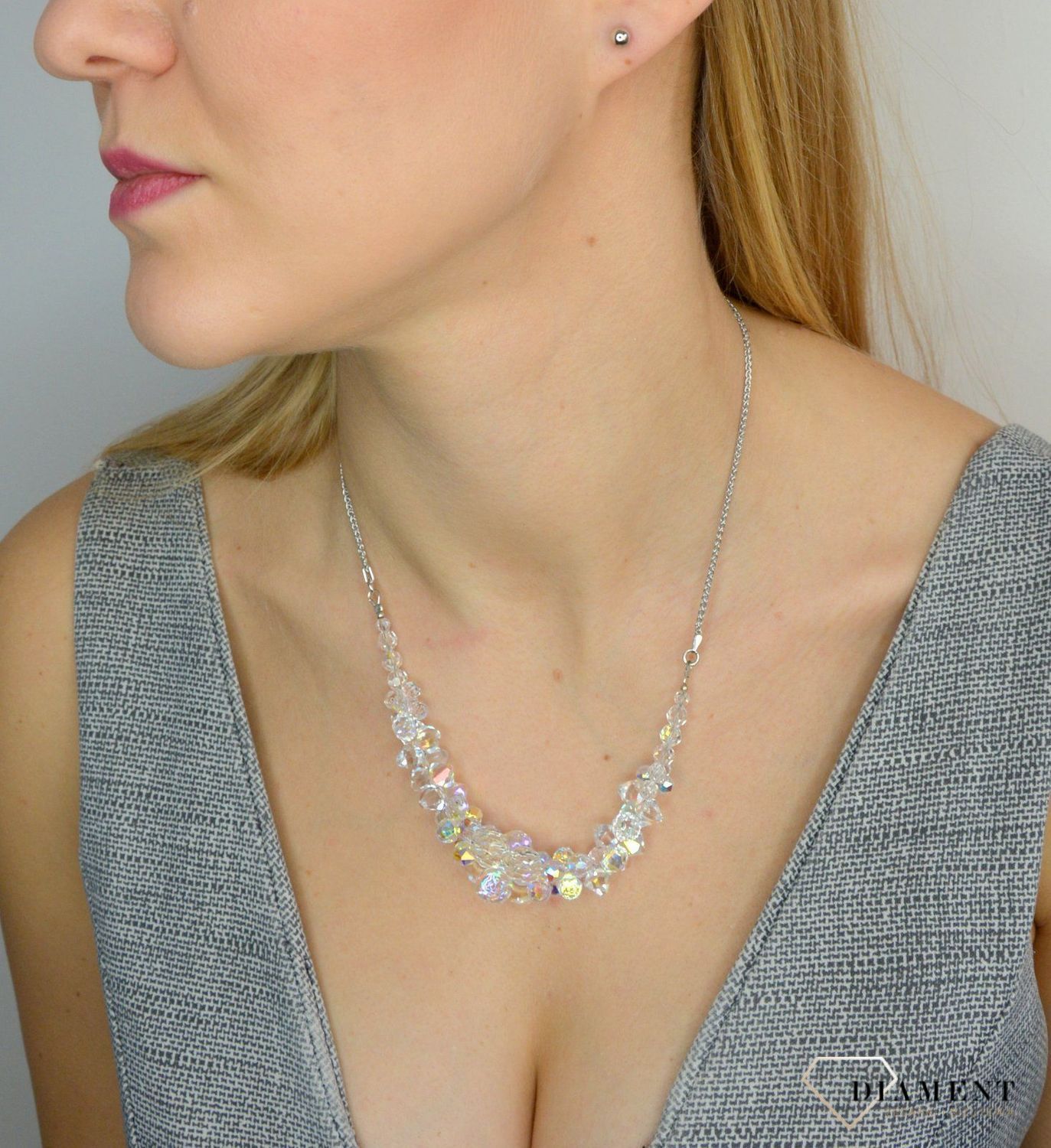 Kolia Ślubna srebrna Swarovski element w kolorze opalizującym NAG5150. Naszyjnik Swarovski element w kolorze opalizującym NAG5150  wykonana ze srebra próby 925 oraz ekskluzywnych kryształów 1.jpg