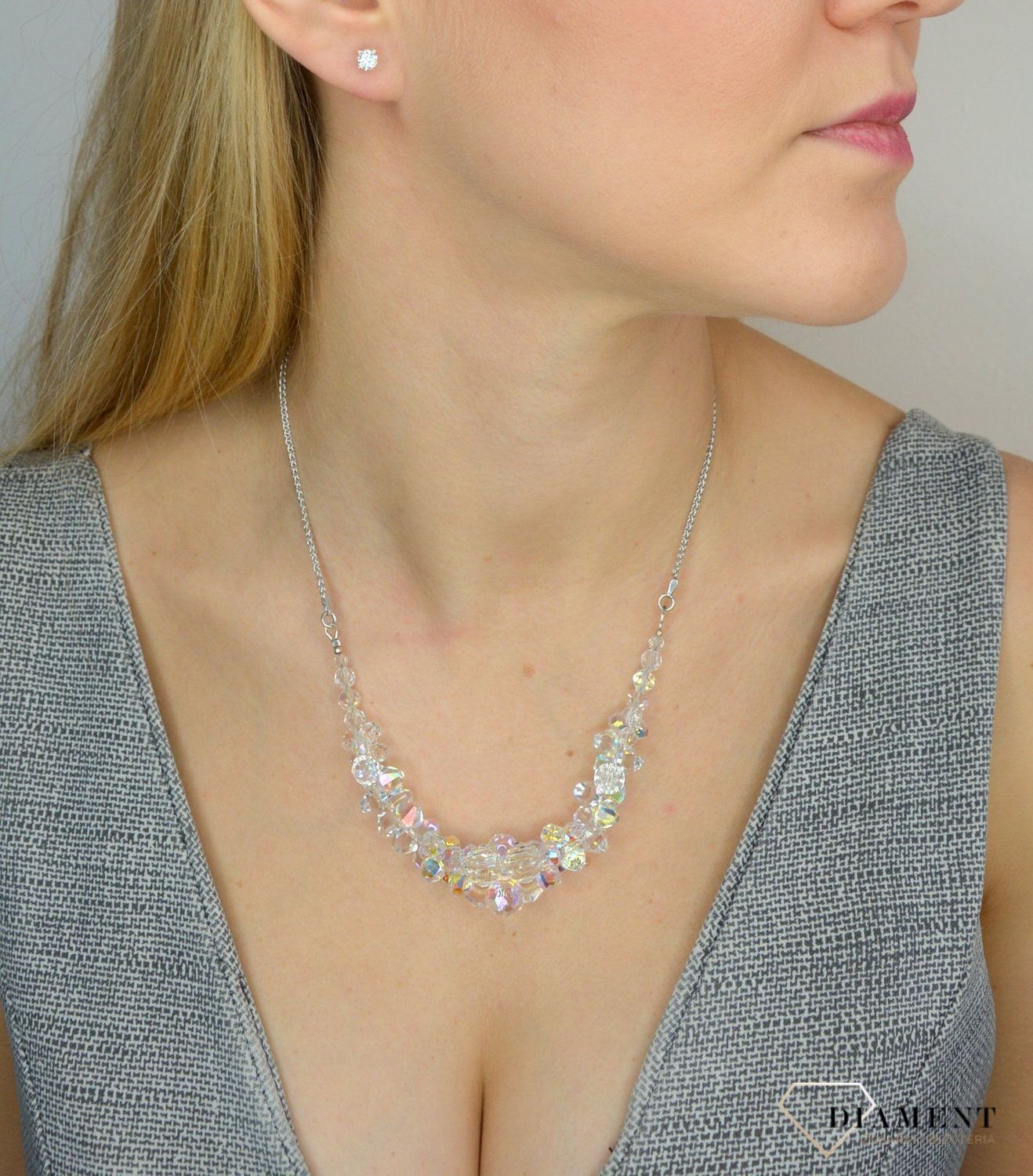 Kolia Ślubna srebrna Swarovski element w kolorze opalizującym NAG5150. Naszyjnik Swarovski element w kolorze opalizującym NAG5150  wykonana ze srebra próby 925 oraz ekskluzywnych kryształów 1.jpg