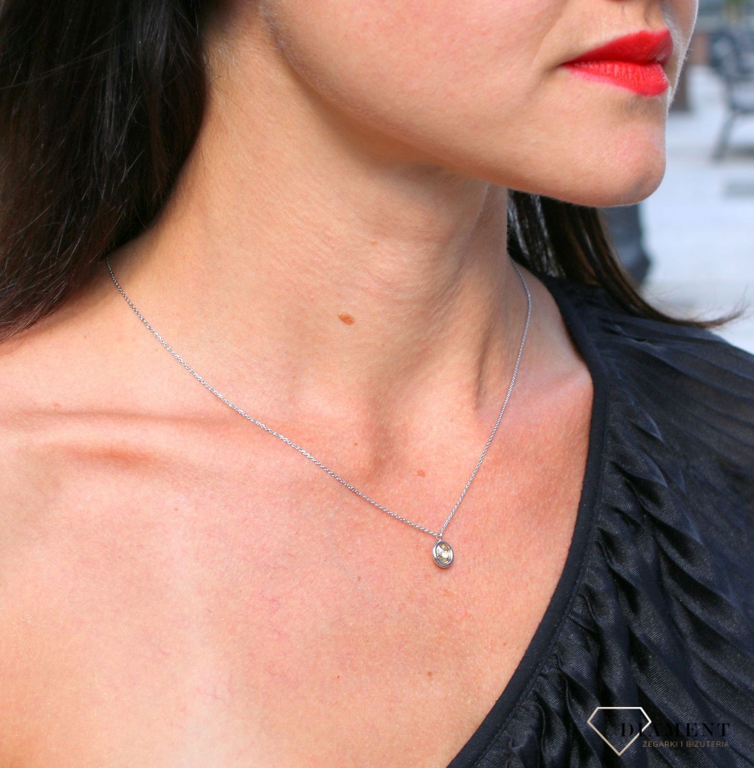 Naszyjnik Swarovski srebrny Urodzinowe Kamienie Topaz Okrągła zawieszka kolor Golden Shadow NB1122SS29GS.jpg