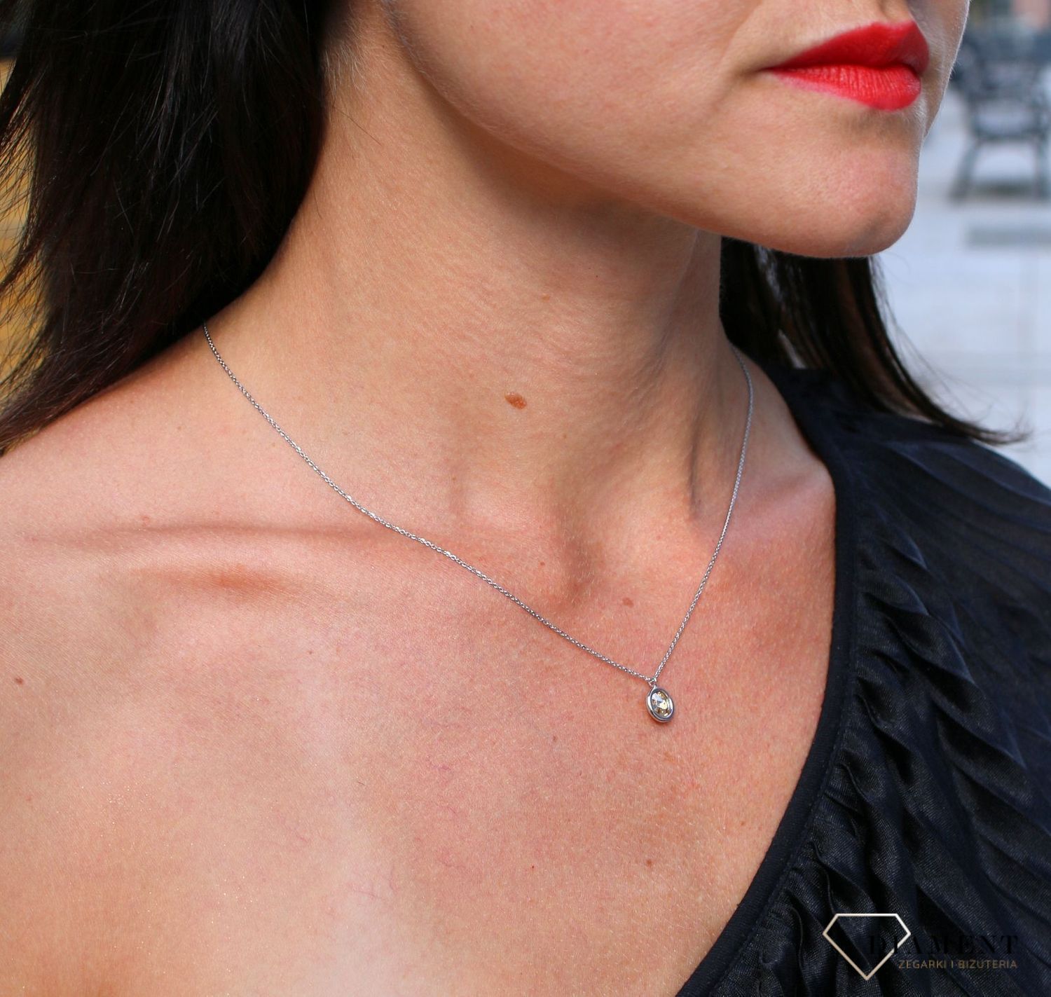 Naszyjnik Swarovski srebrny Urodzinowe Kamienie Topaz Okrągła zawieszka kolor Golden Shadow NB1122SS29GS.jpg