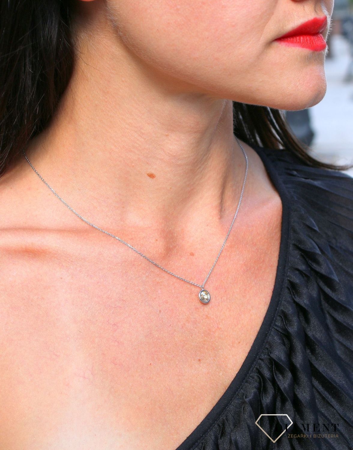 Naszyjnik Swarovski srebrny Urodzinowe Kamienie Topaz Okrągła zawieszka kolor Golden Shadow NB1122SS29GS.jpg