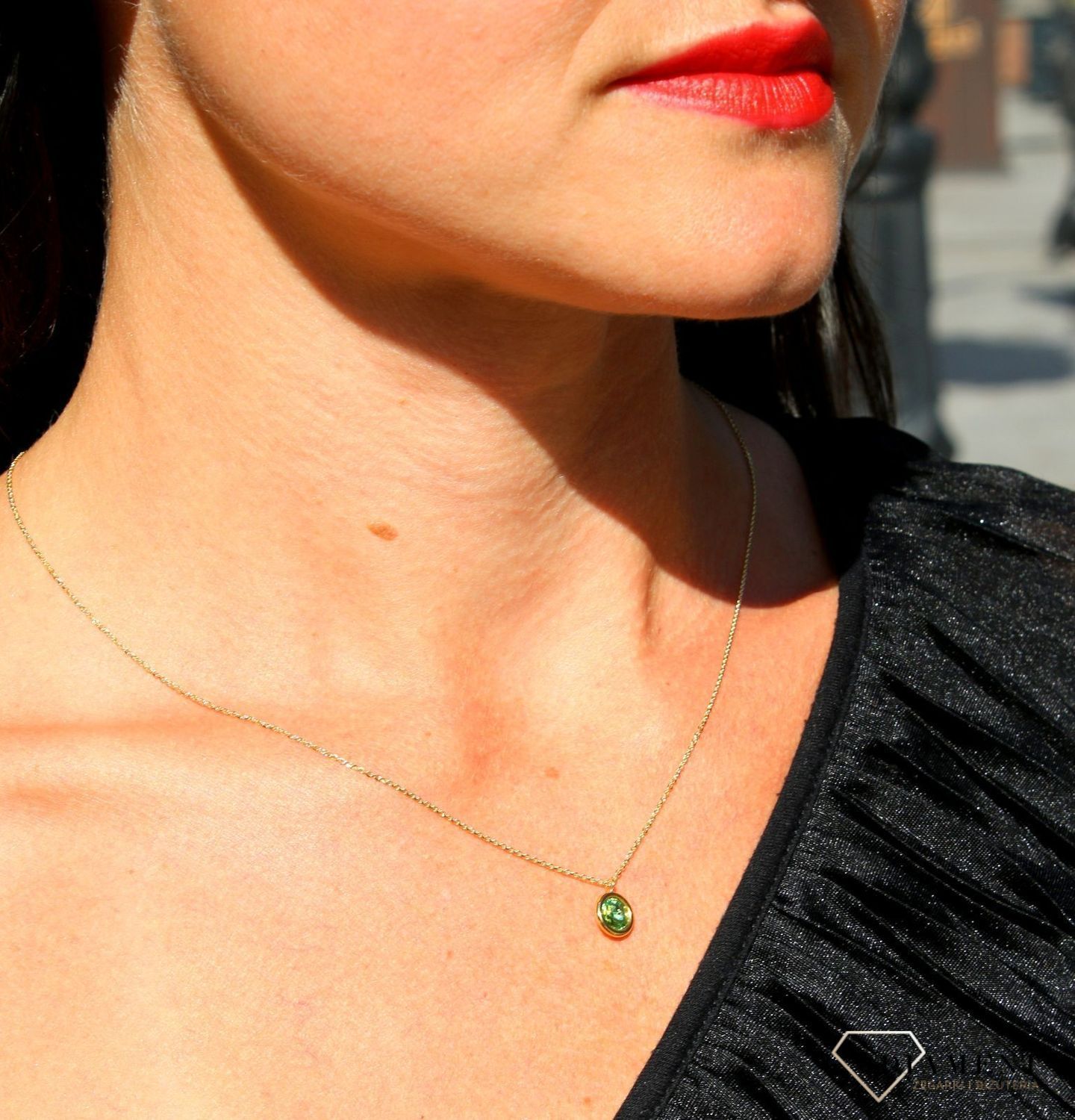 Naszyjnik Swarovski pozłacany Urodzinowe Kamienie Peridot Okrągła zawieszka NBG1122SS29PE.jpg