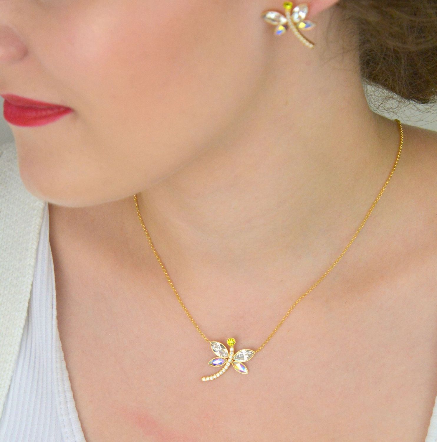 Naszyjnik pozłacany NDCG4228CAB – Ważka z kryształami Swarovski i cyrkoniami.jpg