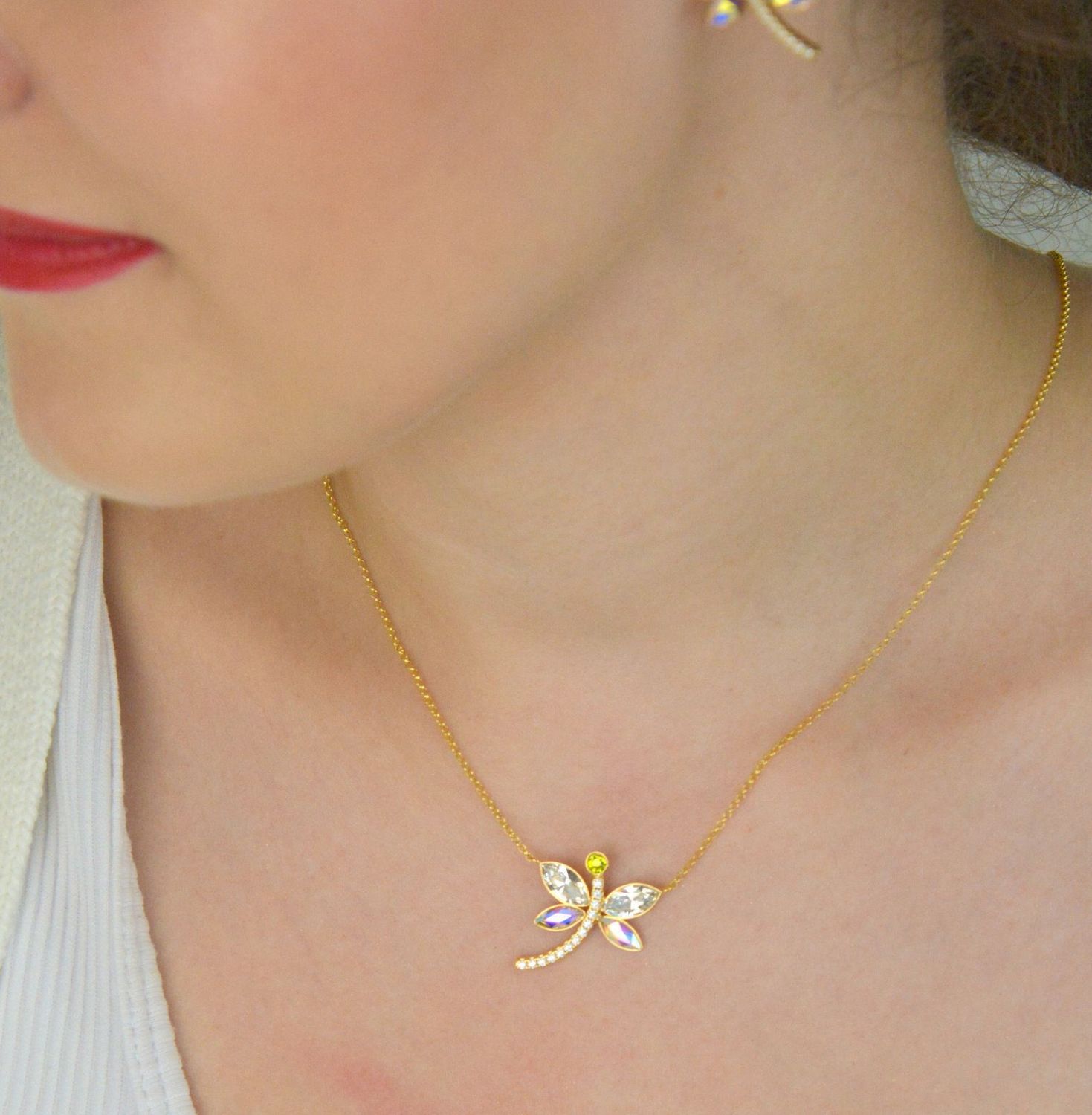 Naszyjnik pozłacany NDCG4228CAB – Ważka z kryształami Swarovski i cyrkoniami.jpg