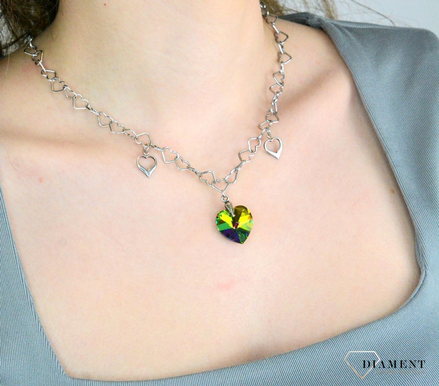 Naszyjnik Swarovski Elements serce pr 925, NE5006(NMC100) Srebrny naszyjnik damski z kryształem Swarovskiego. Naszyjniki serce z kryształem Swarovskiego od lat 1.jpg