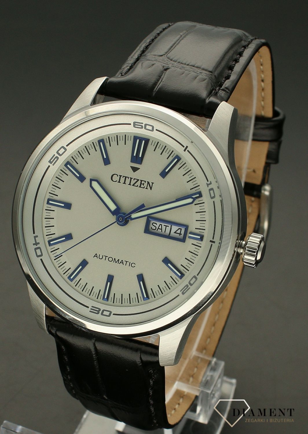 Zegarek męski Citizen Automatic NH8400-10AE.  Zegarek mechaniczny wyposażony dodatkowo w urządzenie nazywane automatycznym naciągiem. Zegarek męski na czarnym pasku. Zegarek męski automatyczny. Zegarek elegancki Citizen na pasku na prezent..jpg
