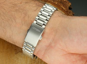 Zegarek Męski Citizen NJ0200-50L – elegancki zegarek automatyczny ze stalową bransoletą i niebieską tarczą zapięcie.jpg