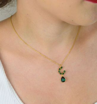 Naszyjnik pozłacany Spark Gamberi NKG4320EMEM wykonany ze srebra próby 925, zdobiony zielonymi cyrkoniami i ekskluzywnymi kryształami Emerald. Zapakowany w eleganckie pudełko. Gwarancja 2 lata (5).JPG