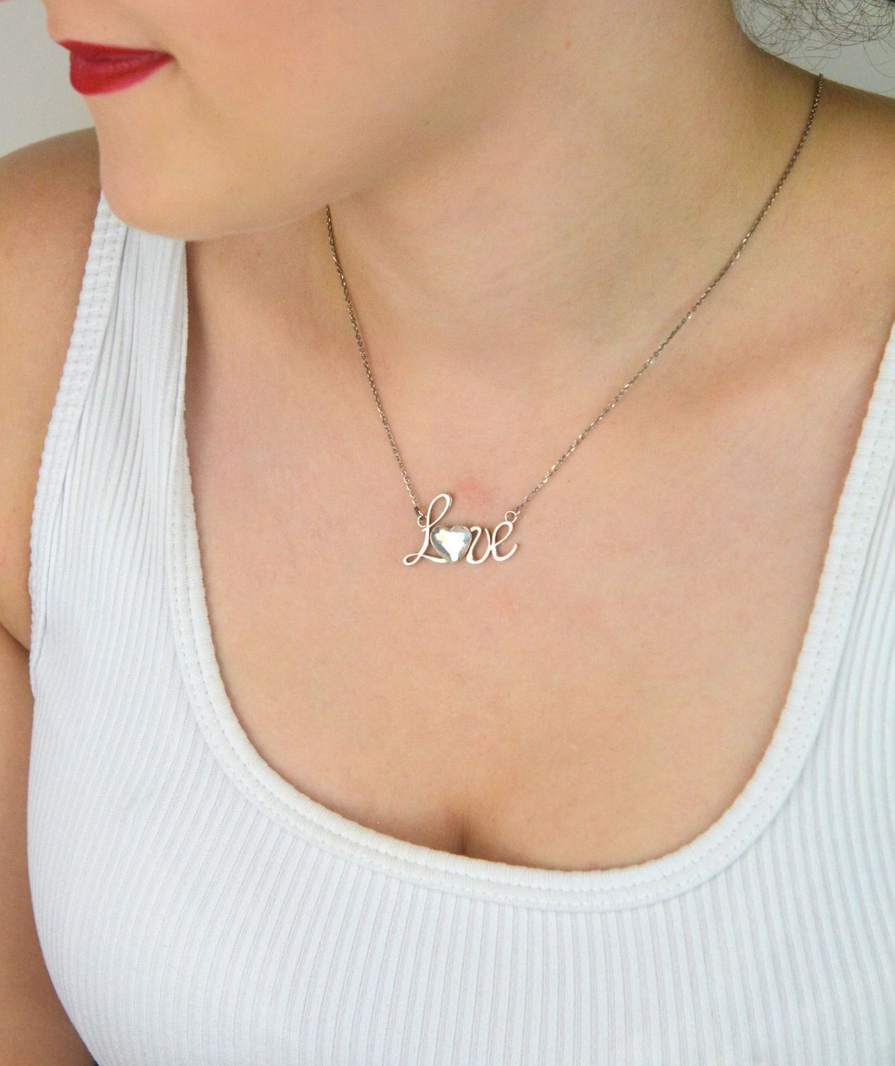 Naszyjnik damski srebrny 925 z napisem LOVE i kryształem Swarovski Elements, długość 42+5 cm. Romantyczna biżuteria idealna na prezent lub na co dzień1.jpg