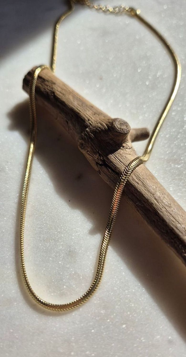 Naszyjnik srebrny pozłacany NM28978Z – lineczka płaska 3 mm, próba 925 pozłacany.jpg