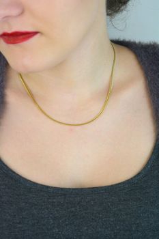 Elegancki naszyjnik damski srebrny pozłacany NM28978Z 💛 lineczka płaska 3 mm. Srebro próby 925, długość 40 cm + 5 cm przedłużka, waga 4,70 g. Subtelna i ponadczasowa biżuteria dla kobiet! (3).JPG