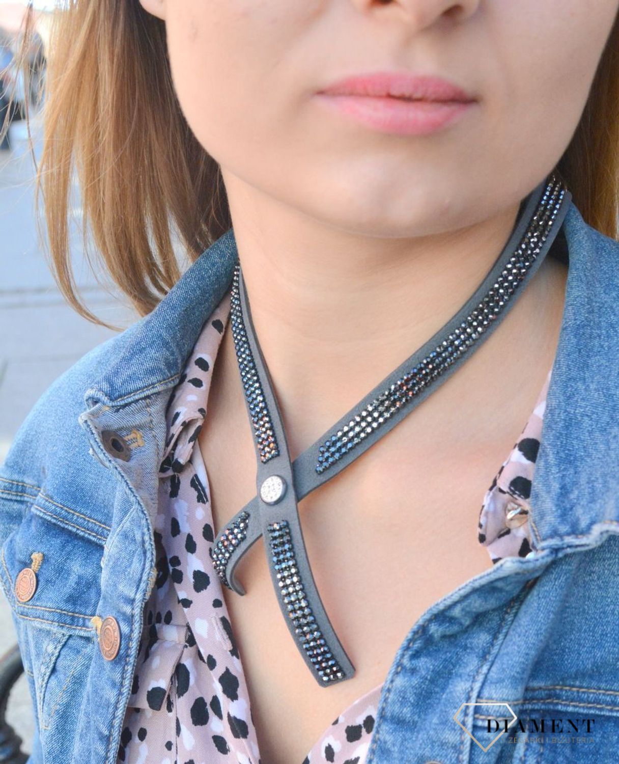 Naszyjnik choker Swarovski z kryształkami w kolorze Sparkle Grey Jet NMESH3HJ.jpg